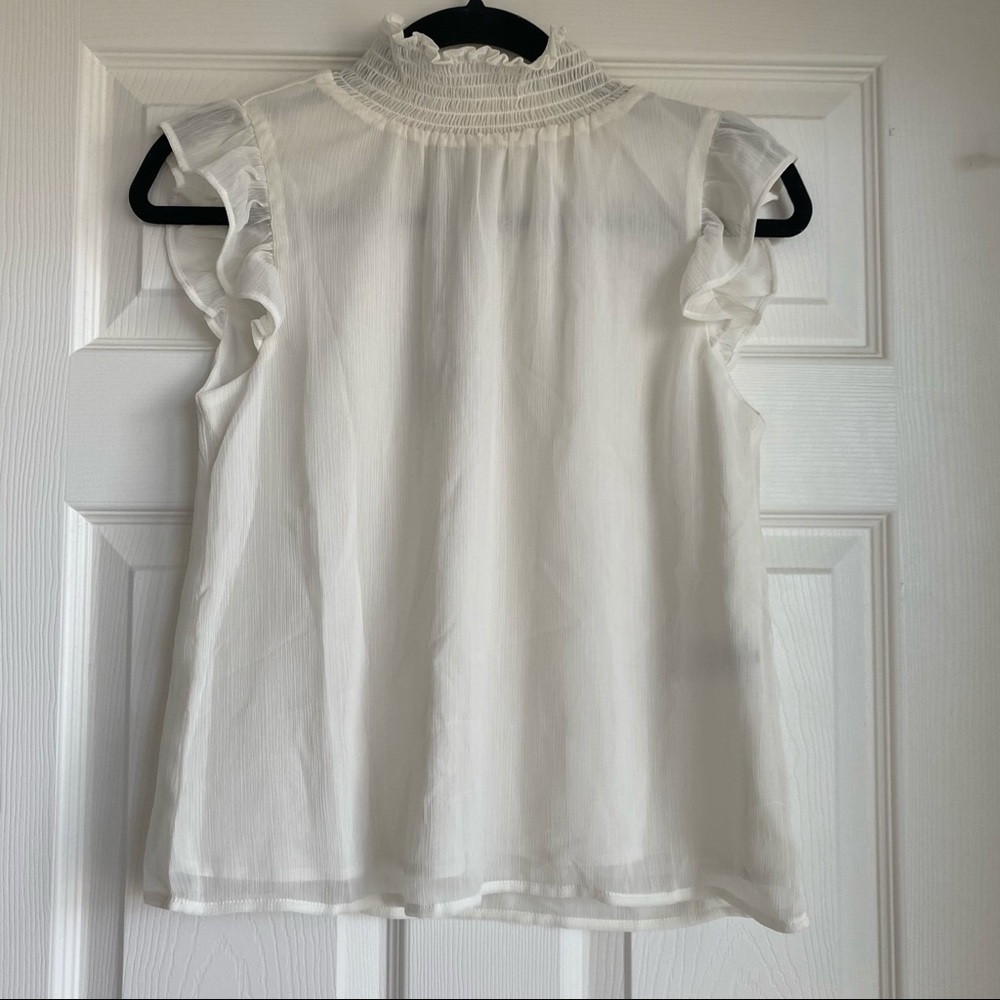 Banana Republic factory white top, sz XSpetite